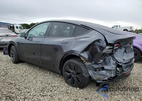 2025 Tesla Model Y z USA, uszkodzony, nr VIN 7SAYGDED3SF280036